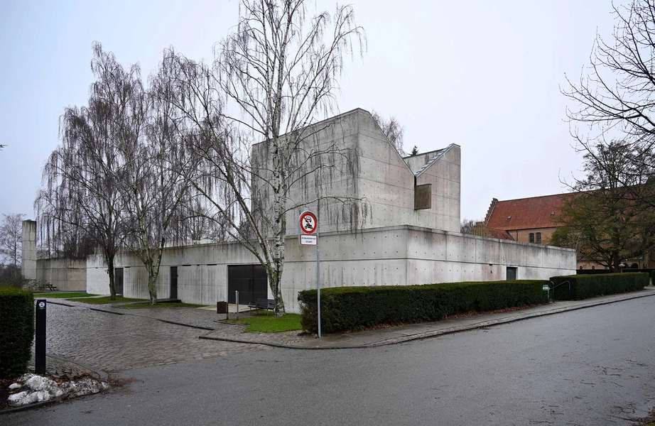 Vestre Lille Kapel og Kapelkrematoriet - Vestre Kirkegård Alle fotos er fra 2025.