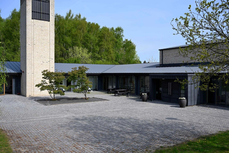 Grønnevang Kirke og Sognehus 