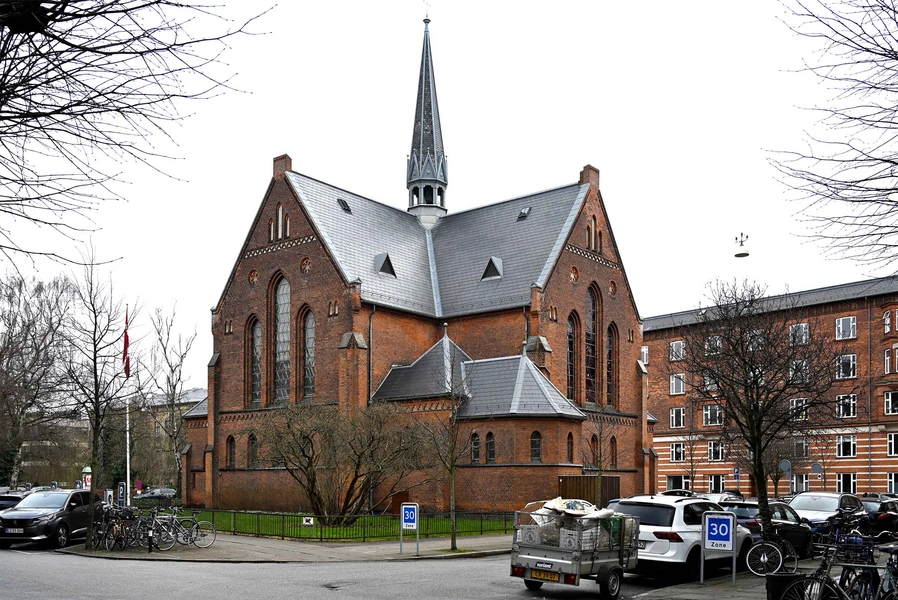 Sankt Thomas Kirke Alle fotos er fra 2025
