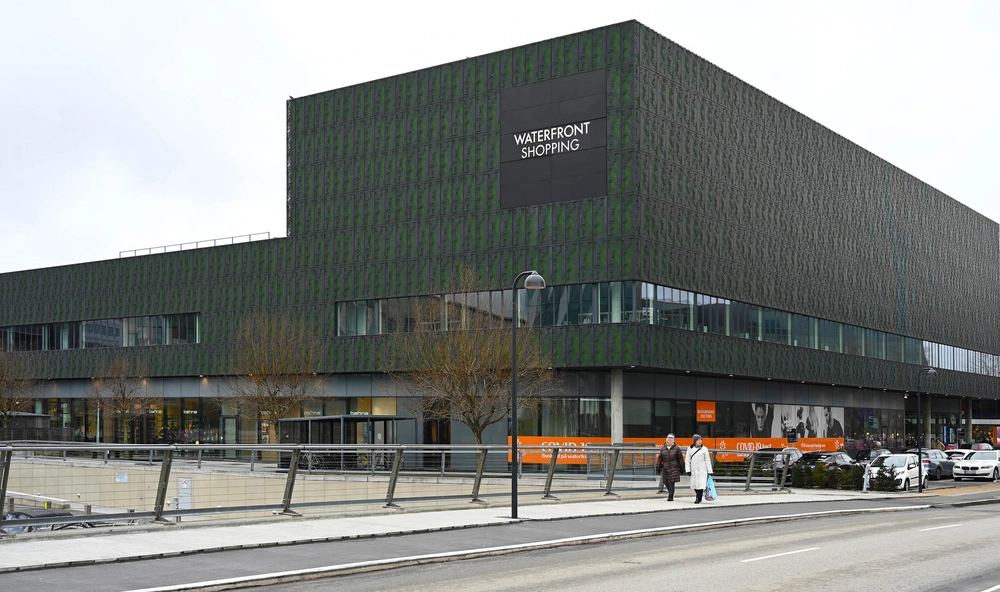 Waterfront Shoppingcenter Foto: 2022