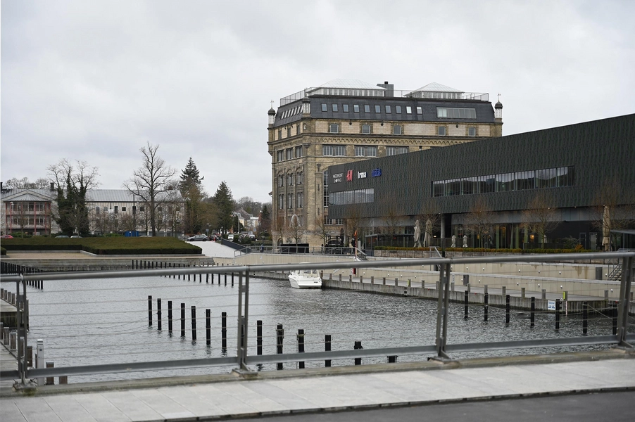 Waterfront Shoppingcenter Foto: 2022