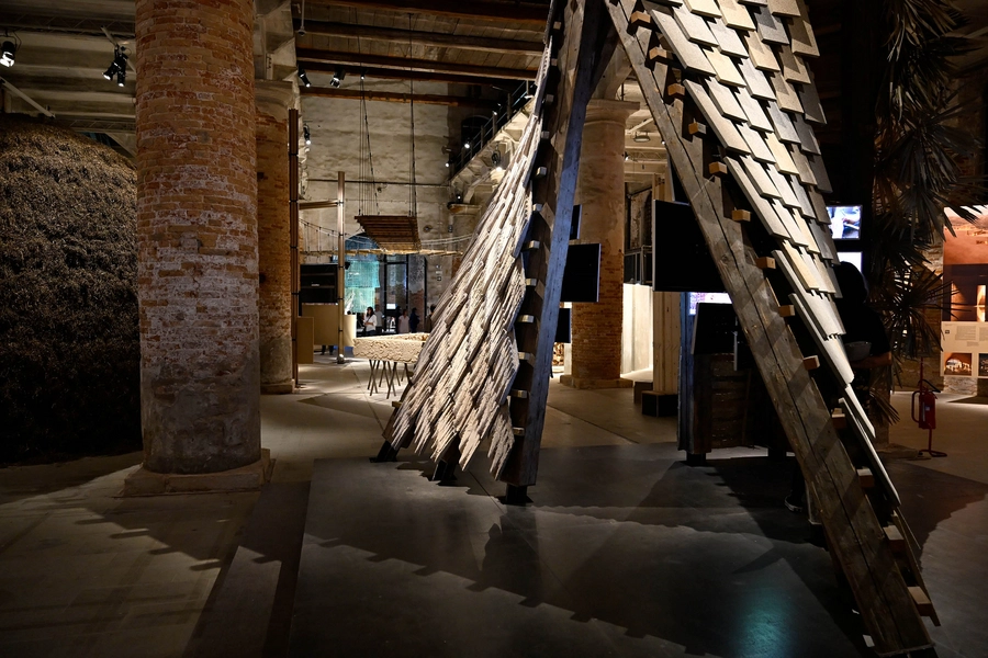 Local Resource / Collective Knowledge - Arkitekturbiennalen i Venedig 2025 