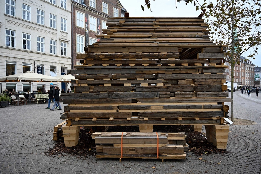 Barn Again - Slow Pavilions 