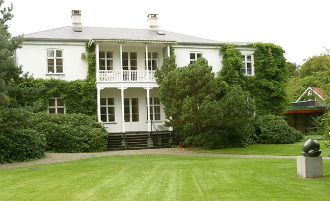 Louisiana Museum of Modern Art Hovedbygning, haveside