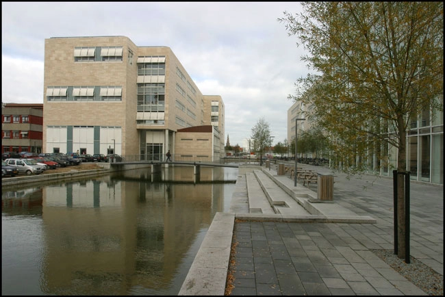 Det Humanistiske Fakultet - KUA Kanalen med bro