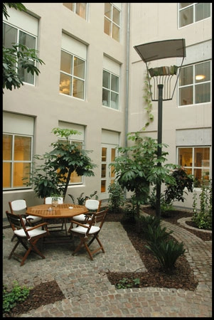 CBS - Graduate House (Tidligere: Privathospitalet Hamlet) Indvendig lysgård