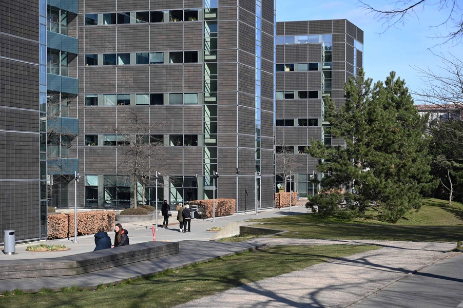 CBS - Solbjerg Plads 