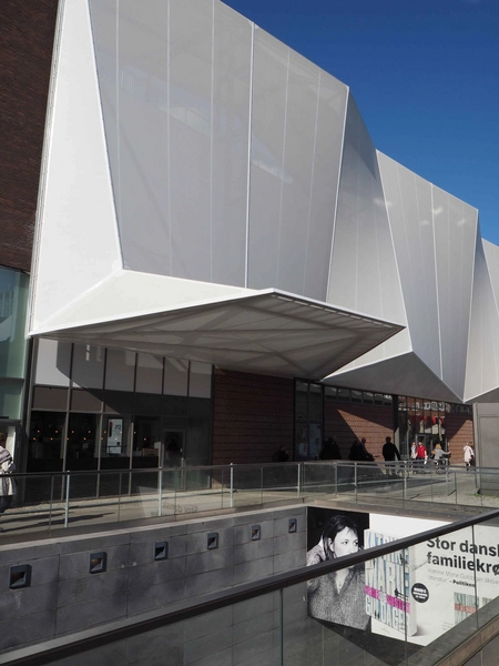 Frederiksberg Centret Den ny facade mod Solbjergvej