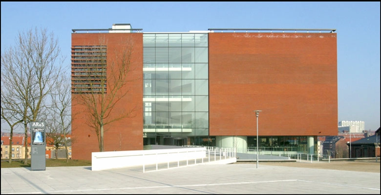 ARoS - Museum of Modern Art Total fra syd.