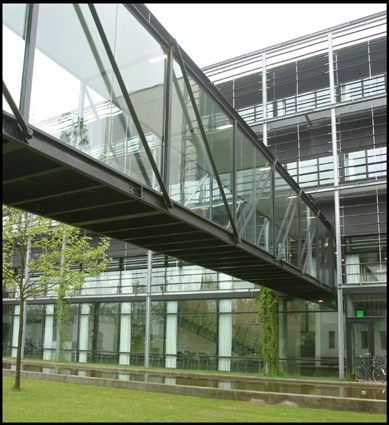 SDU Odense - Det Sundhedsvidenskabelige Fakultet Gangbro