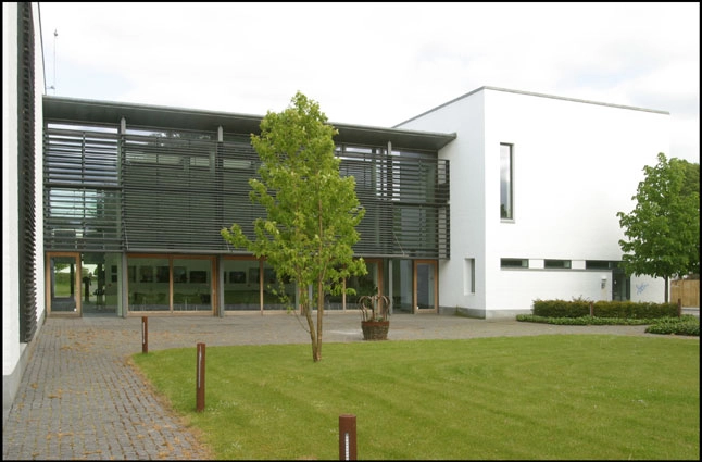 Kongernes Jelling - Besøgscenter Bagside