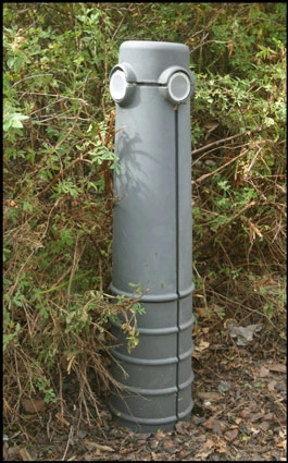 Toiletbygning Pullert