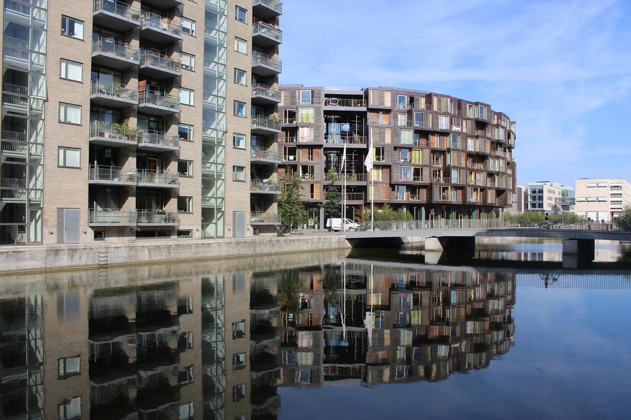 Tietgenkollegiet Tietgen Kollegiet spejler sig i kanalen