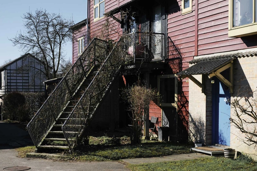 Tinggården I Indgange på to etager