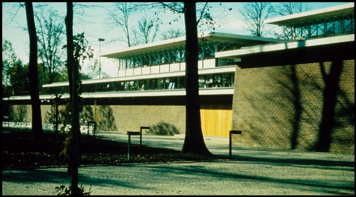 Kildeskovshallen Lukket facadeparti