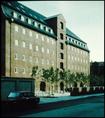 Det Blå pakhus Facade mod havnen