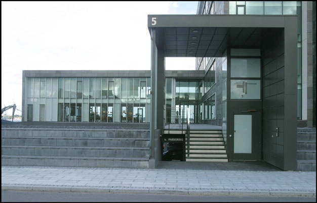 Sparekassen Sjællands Hovedkontor Hovedindgang