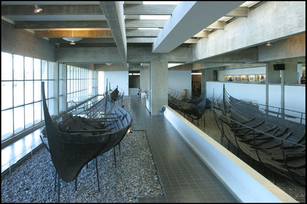 Vikingeskibsmuseet Museumshallen