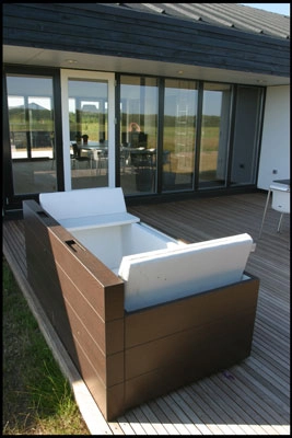 M2 - Plus House Udvendigt badekar I