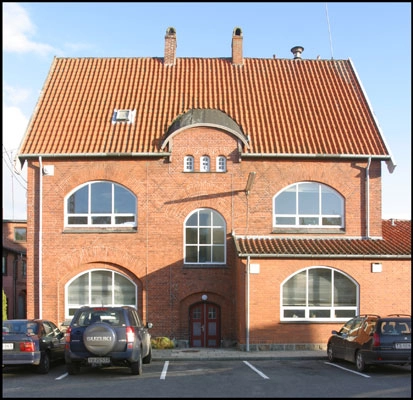 Anton Rosens Hus Facade, bagside