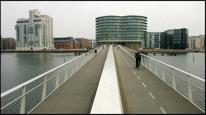 Bryggebroen Gående og cyklister
