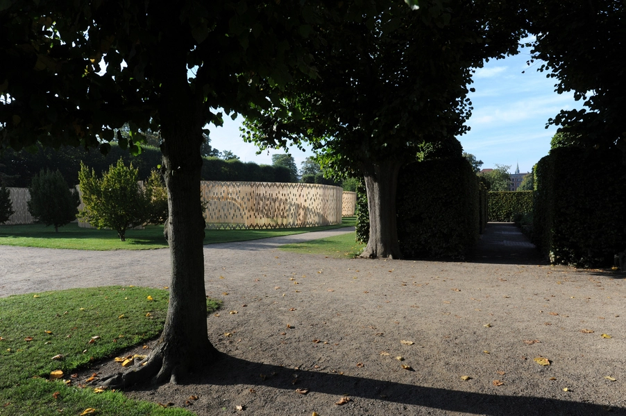 Trylletromler/Zoetropes - Pavillon MAA 1:1 Set fra nordvest