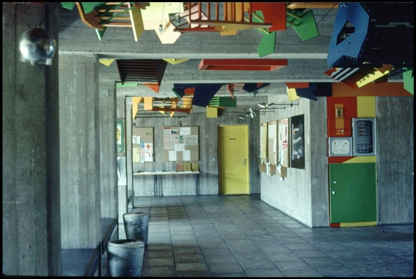 Herning Højskole Forhal I