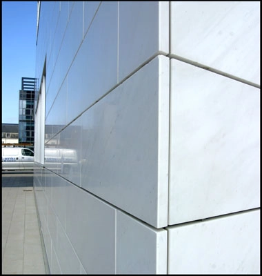 Den Hvide Facet Marmor