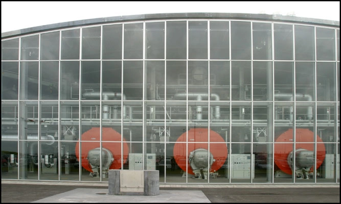 Spidslastcentral KLC2 – Københavns Lufthavn Glasfacade