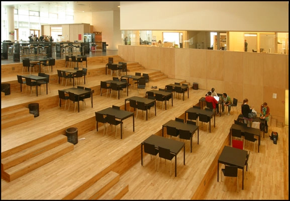 Ørestad Gymnasium Foyer