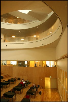 Ørestad Gymnasium Udskæringer