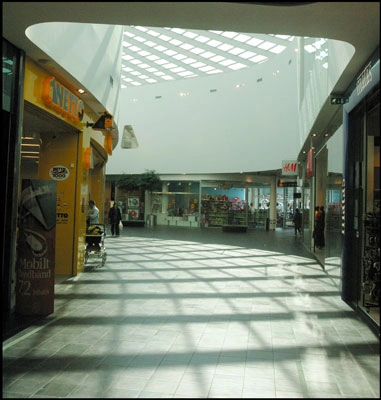 Waterfront Shoppingcenter Arkade I