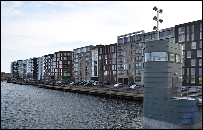 Sluseholmen Set fra bro