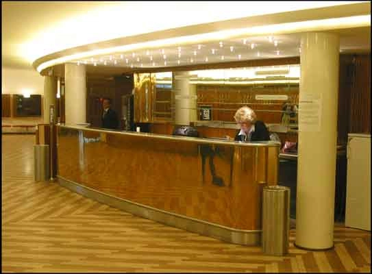 Radiohuset Skranke i foyer