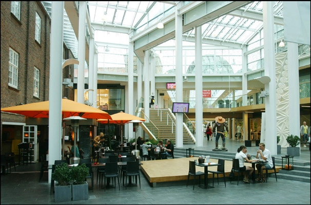 Mary´s i Vejle Stålsøjler