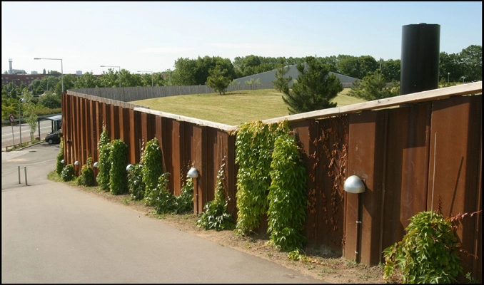 Bellahøj Svømmestadion Spunsvæg
