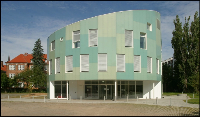 Green Lighthouse Total