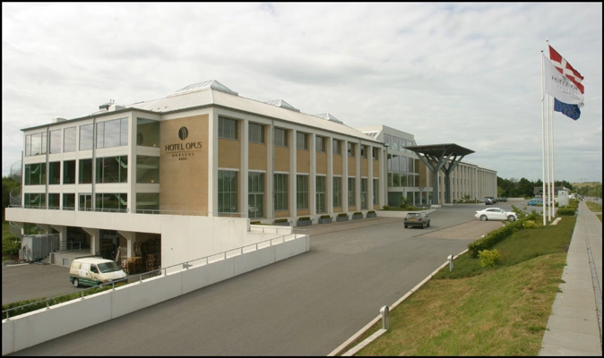 Hotel Opus Facade mod Egebjergvej