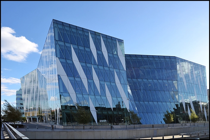 Saxo Bank Set fra nord