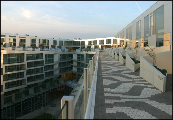 8-tallet Rampe mod gård