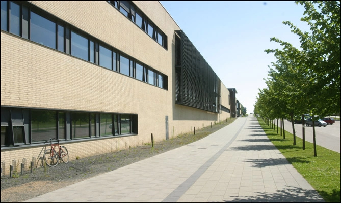 Roskilde Universitetsbibliotek Facade