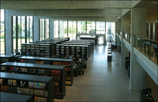 Roskilde Universitetsbibliotek Læsesal