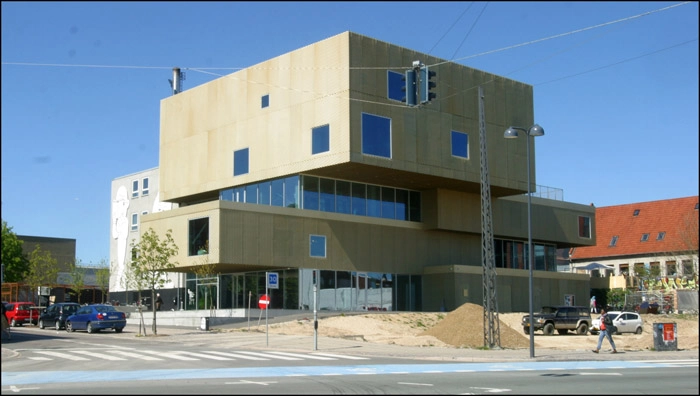 Biblioteket Rentemestervej Total set fra Tomsgårdsvej