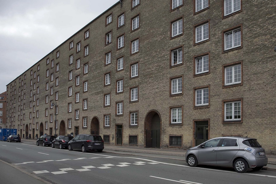 Gullfosshus Den karakteristiske facade med de fem porte mod Artillerivej