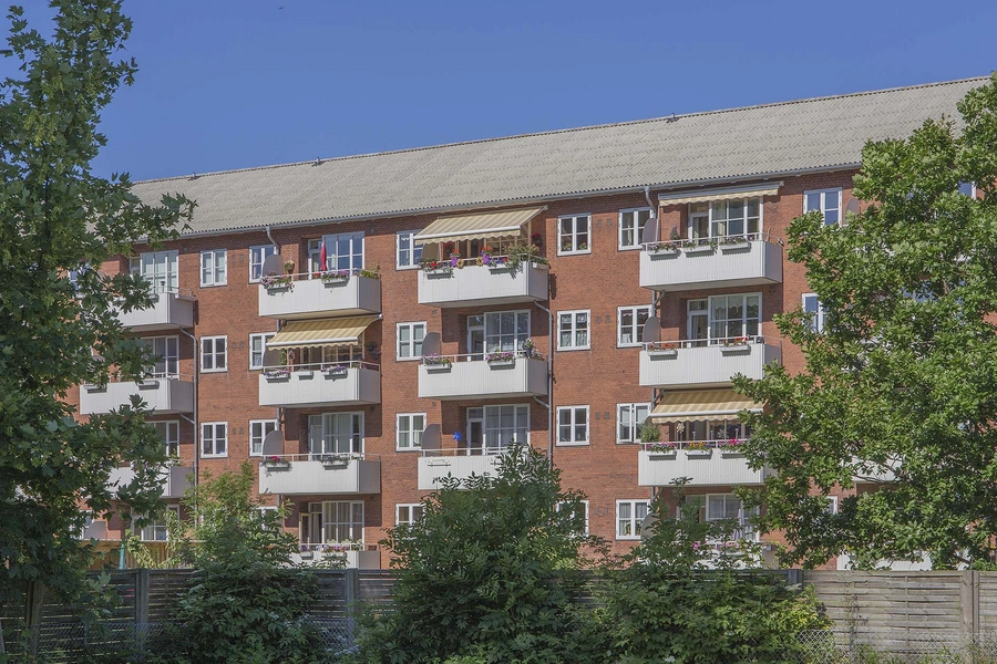 Sundparken ældreboliger Østvendte balkoner set fra Strandlodsvej
