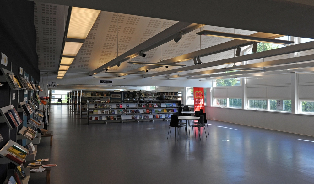 Frederiksværk Bibliotek Læsesal med lektiecafé.