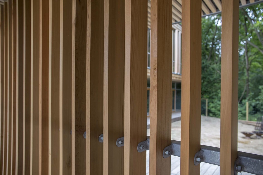 Søndermark Natur- og fritidshytte Detalje, trælameller