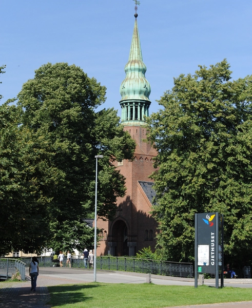 Frederiksværk Kirke Set fra sydvest