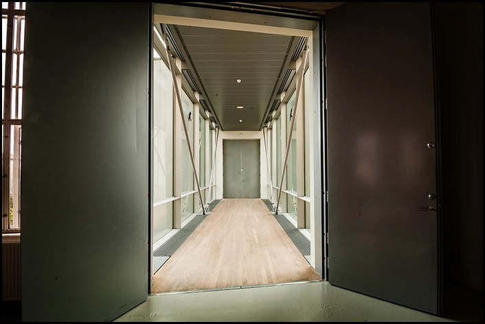 Brandts, tilbygninger Gangbro