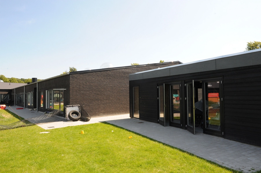 Frederiksværk Børnehus Krybberum ved sydfløj